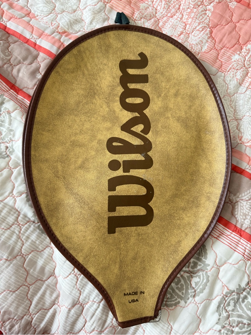 VINTAGE WILSON SINGLE ZIPPERED TENNIS RACQUET COVER WITHOUT STRAP